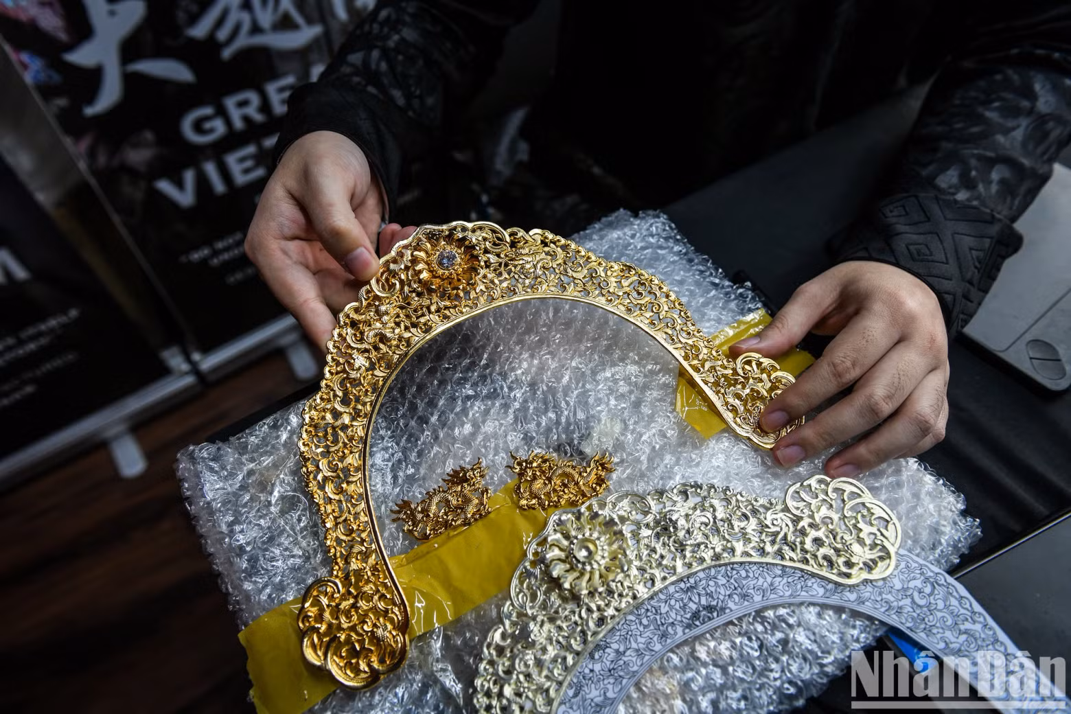 Every detail and line on each ancient costume model is carefully researched, with meticulous comparison and care in even the smallest detail. Every detail and line on each ancient costume model is carefully researched, with meticulous comparison and care in even the smallest detail.
