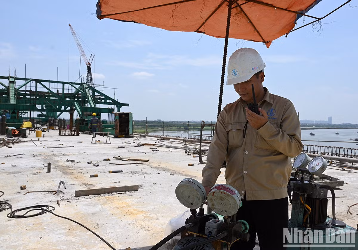 Despite the harsh weather, workers are making every effort to complete the project on time.