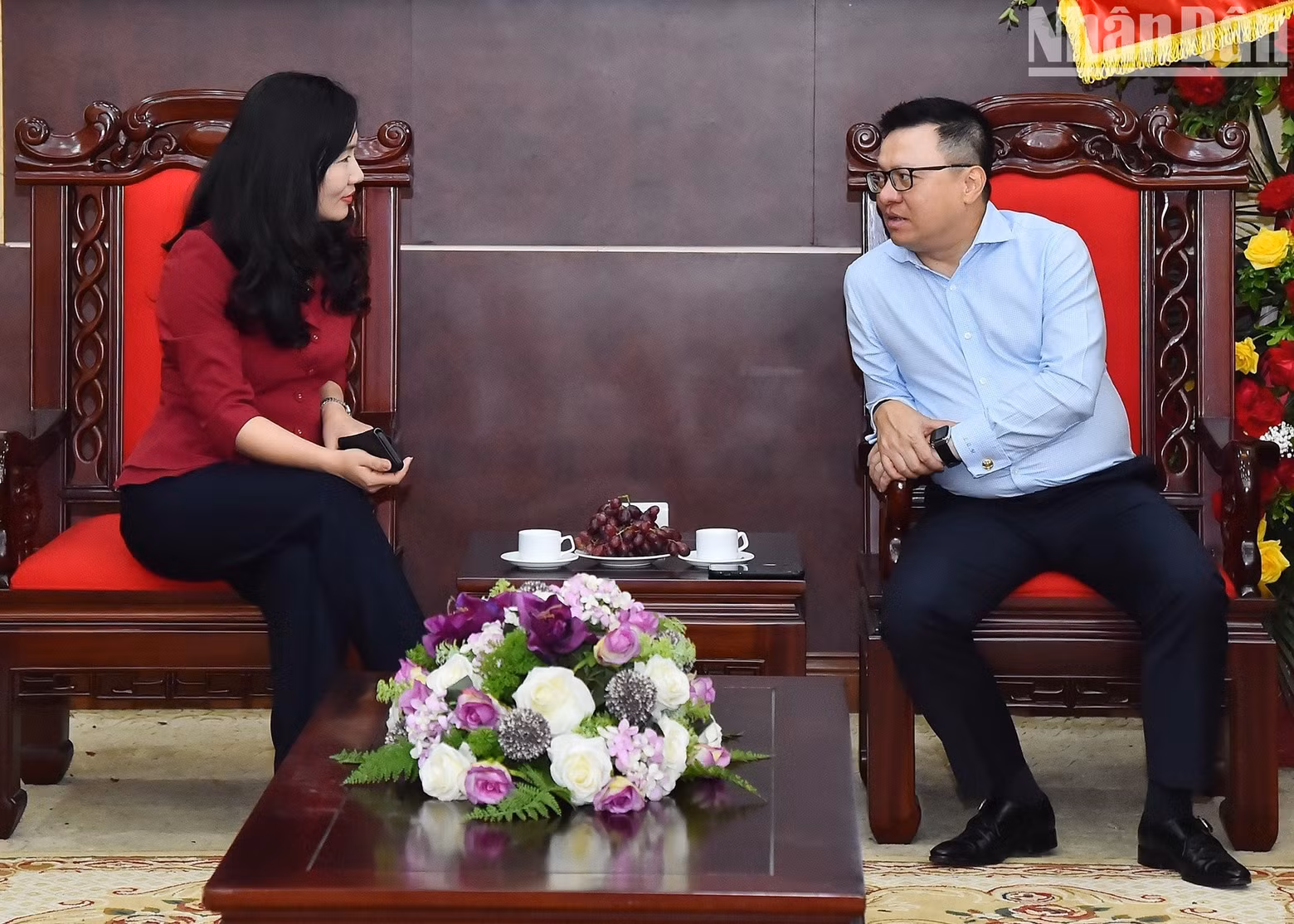 Quang Ninh Vice Chairwoman Nguyen Thi Hanh extended her congratulations to Nhan Dan Newspaper.