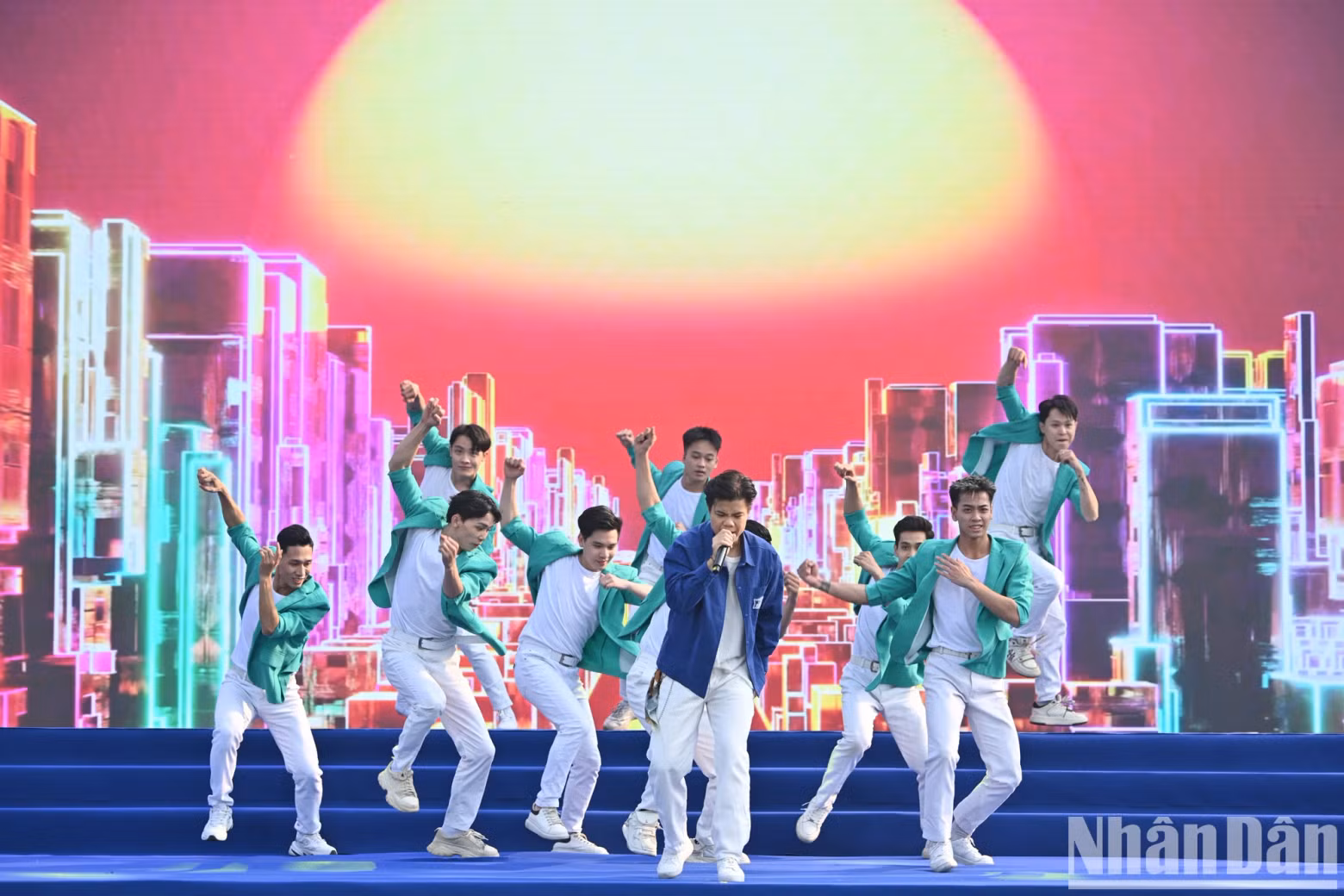 The festival is organised to build a healthy, beneficial, and safe cultural, artistic, and sports playground, contributing to improving the cultural and spiritual life of young people. At the same time, it enhances cultural exchange and promotion of Thang Long-Hanoi tourism to young people, students and international friends.