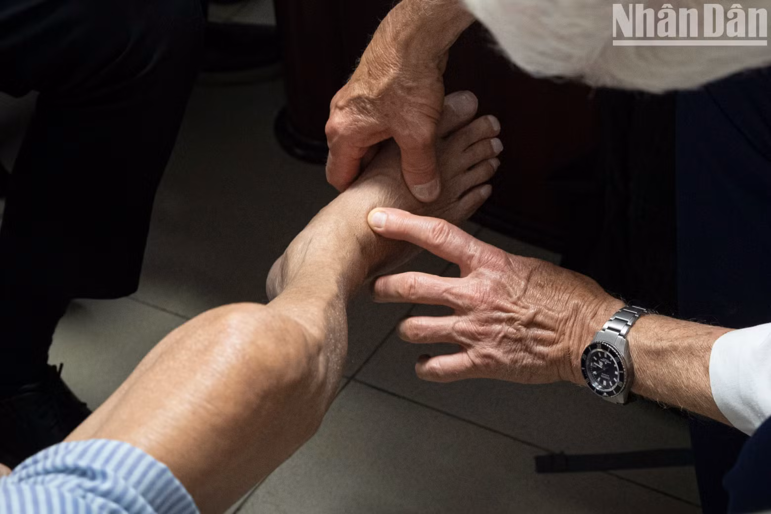 Doctors are examining a patient.