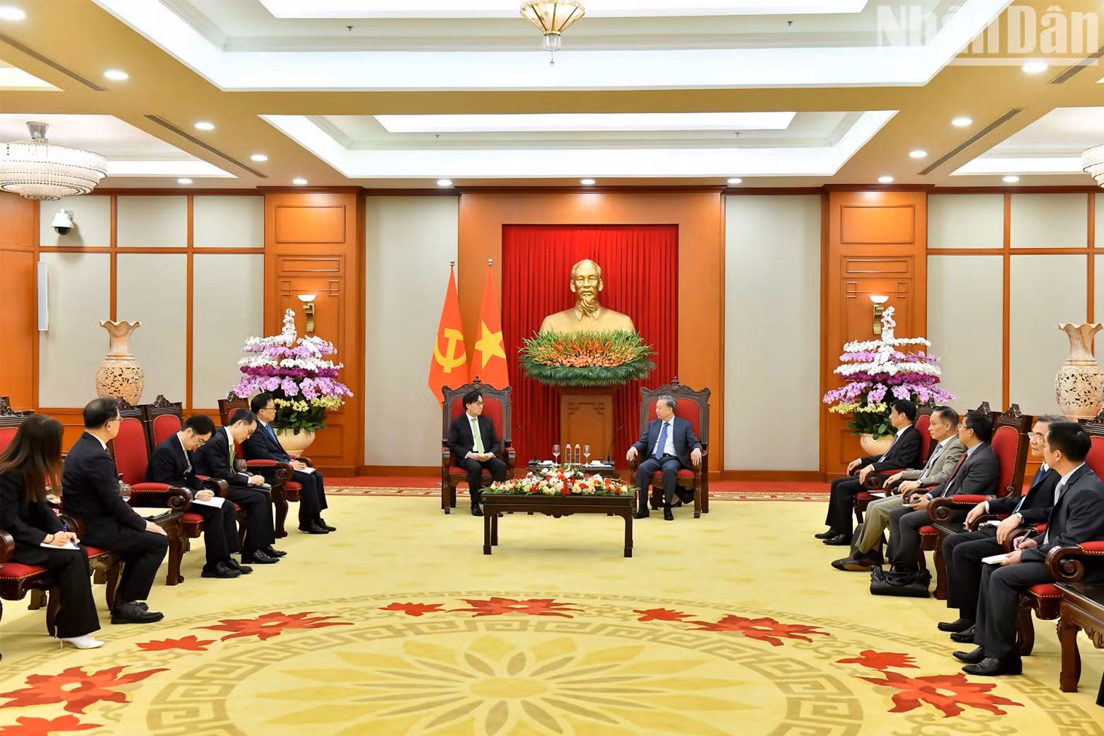A view of the reception at the Party Central Committee Headquarters