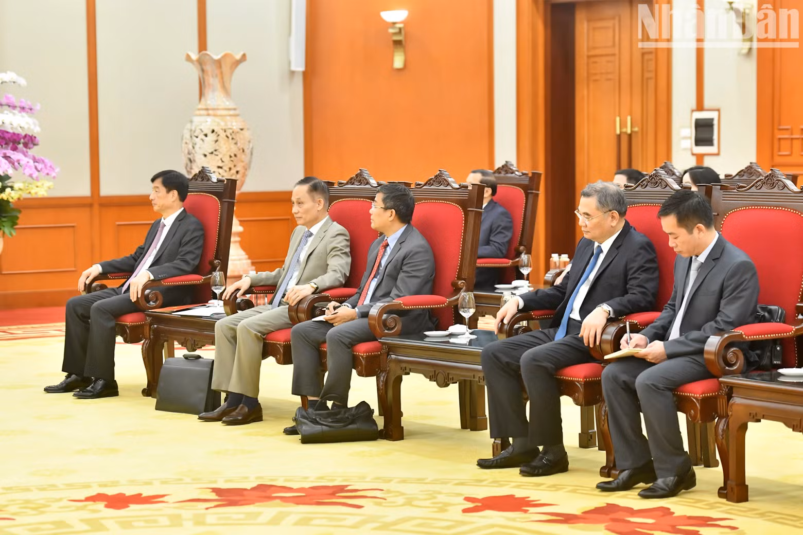 Vietnamese delegates attend the reception