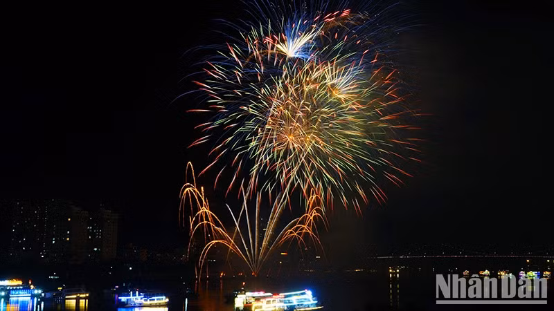 The audience can explore the world through fireworks displays.