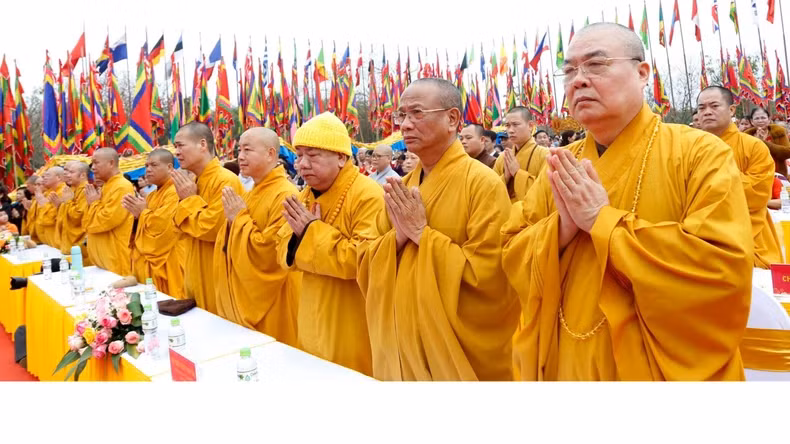 The annual Bai Dinh Pagoda Festival opens on the sixth day of the first lunar month. (Photo: MINH DUONG) The annual Bai Dinh Pagoda Festival opens on the sixth day of the first lunar month. (Photo: MINH DUONG)