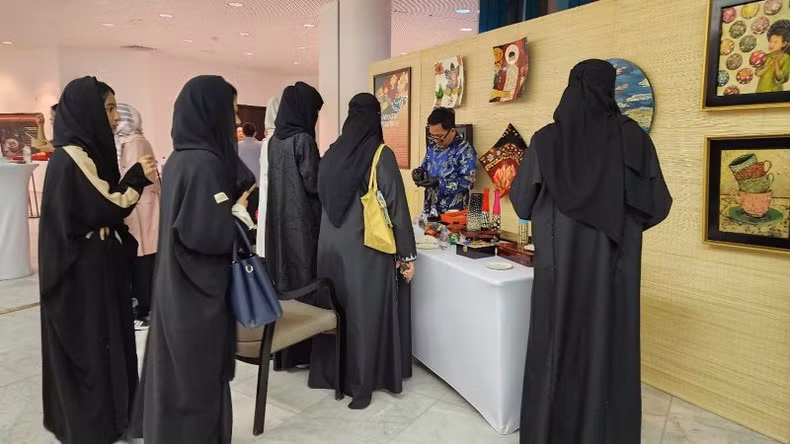 This event was part of the national promotion programme “Vietnam Day Abroad 2024”, aimed at bringing Vietnamese culture closer to the Middle Eastern public. This event was part of the national promotion programme “Vietnam Day Abroad 2024”, aimed at bringing Vietnamese culture closer to the Middle Eastern public.