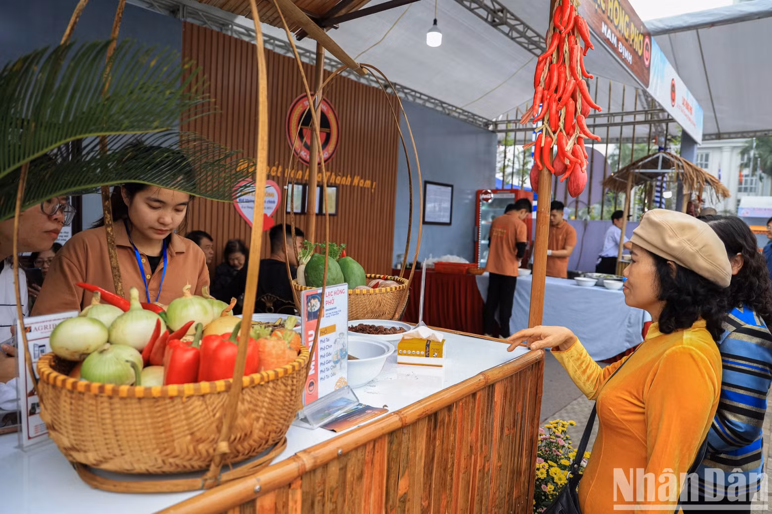 The booths began selling ‘pho’ from 9 am.