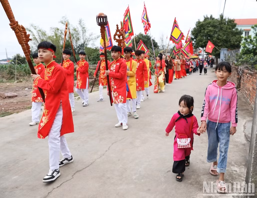 The festival is held annually on the first and second days of the second lunar month. The festival is held annually on the first and second days of the second lunar month.