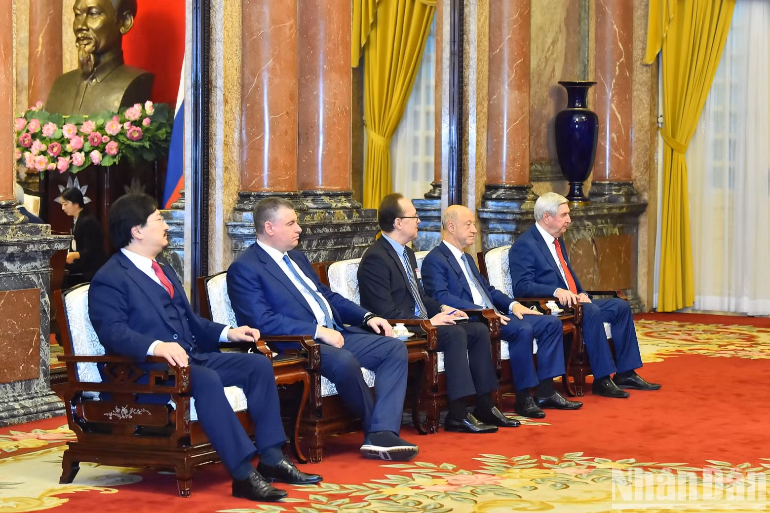 The high-ranking delegation accompanying Chairman of the State Duma of the Federal Assembly of the Russian Federation Vyacheslav Viktorovich Volodin at the reception.