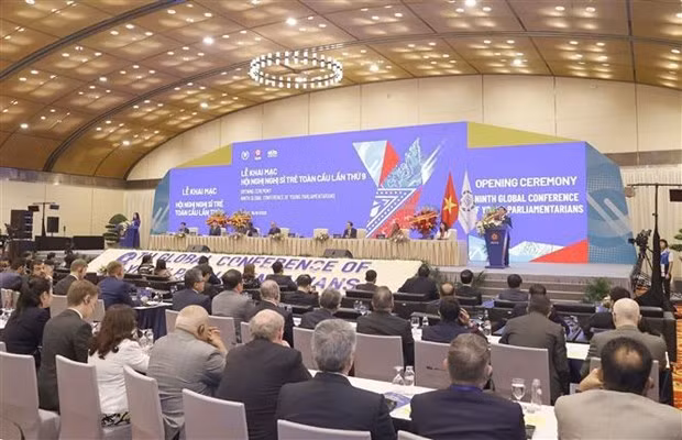 An overview of the opening ceremony of the 9th Global Conference of Young Parliamentarians. (Photo: VNA)