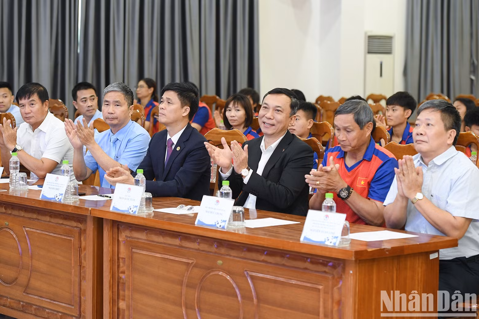 The delegates at the meeting.