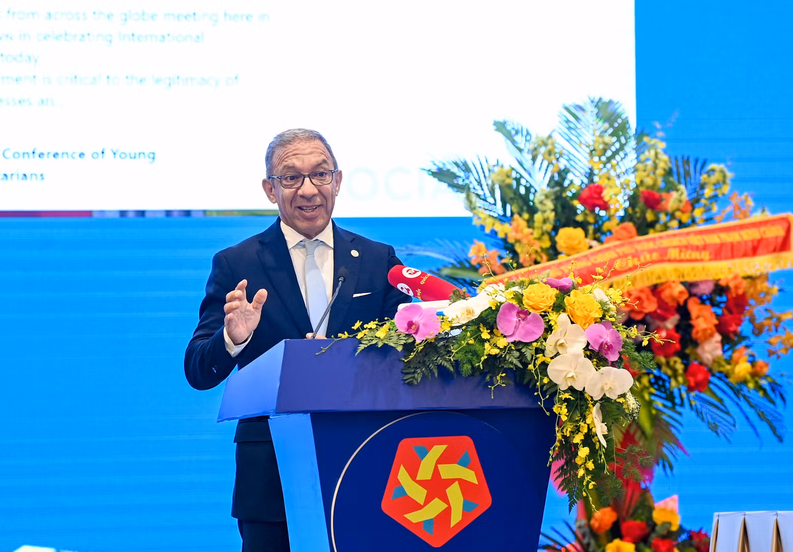 President of the IPU Duarte Pacheco speaks at the conference. (Photo: DUY LINH)