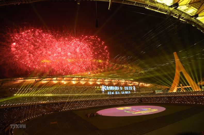The firework display at the opening ceremony of the 32nd SEA Games.