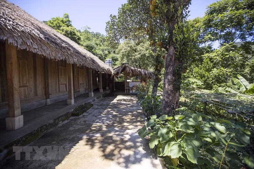 A community motel service for visitors to Sung Village. (Photo: Trong Dat/VNA)