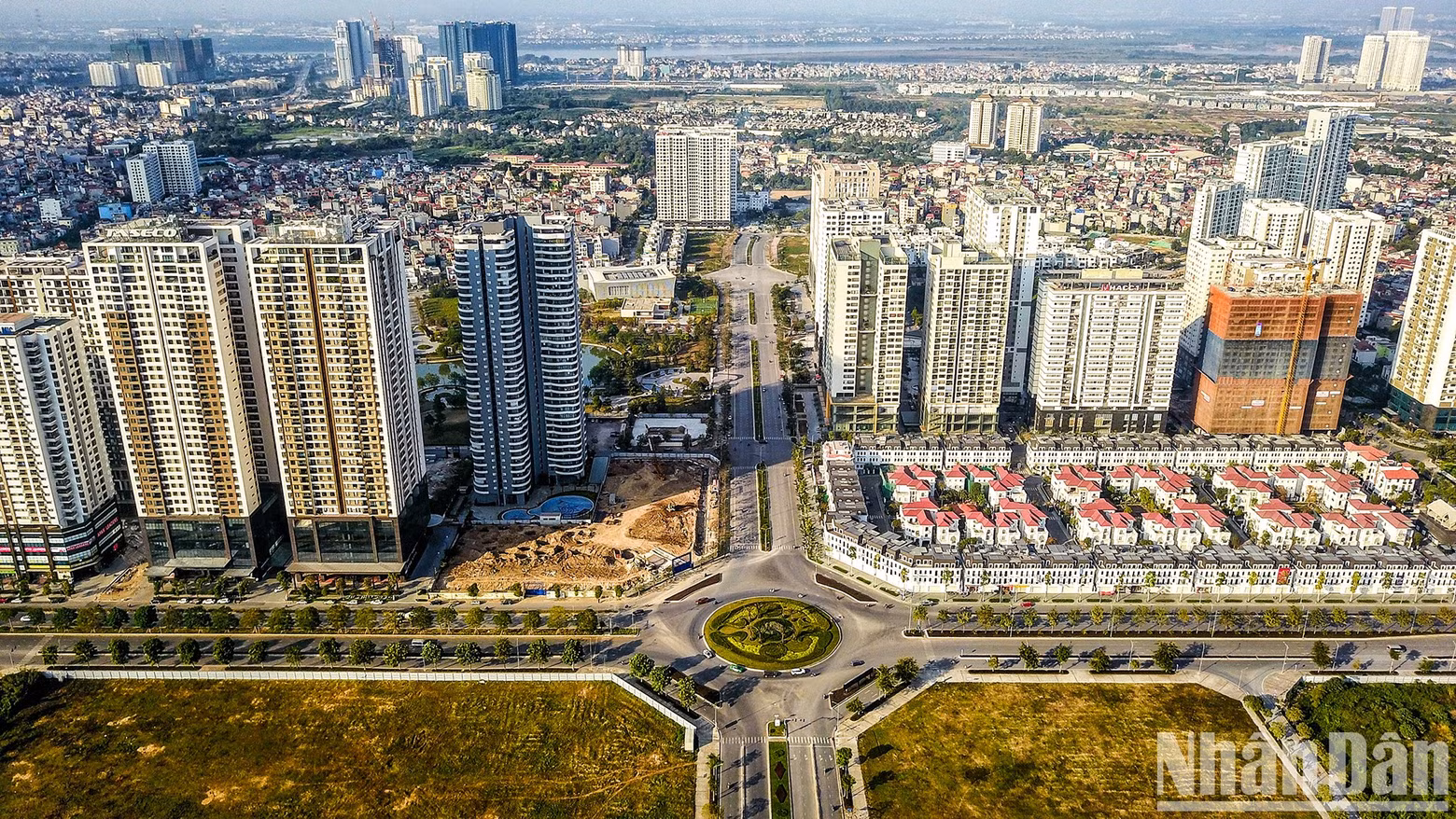 In Pictures: Outstanding projects in Hanoi after 15 years of administrative boundary expansion ảnh 3