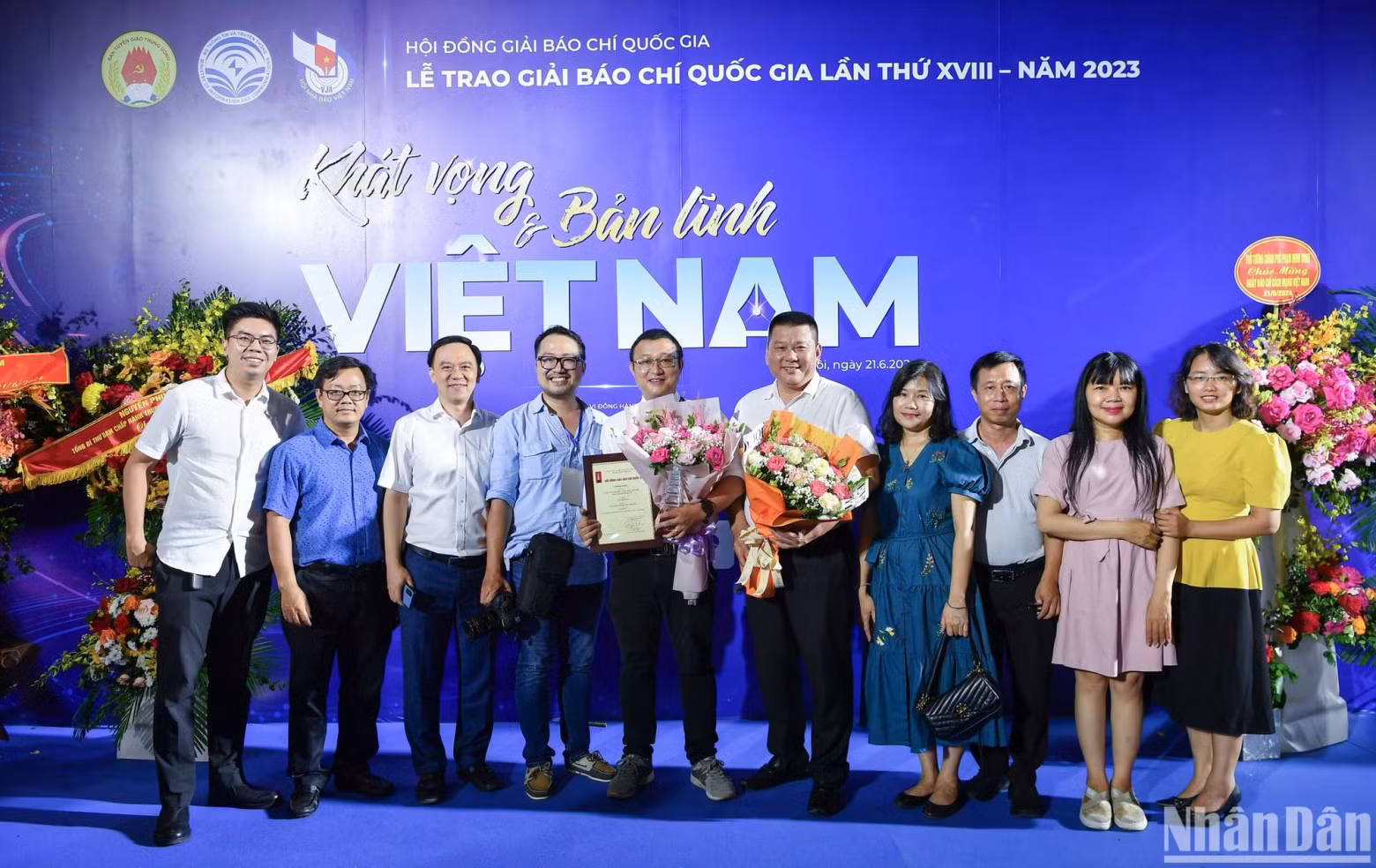 In this year’s event, the Nhan Dan Newspaper Journalist Association received 2 B prizes, 4 C prizes, and 2 Consolation prizes.