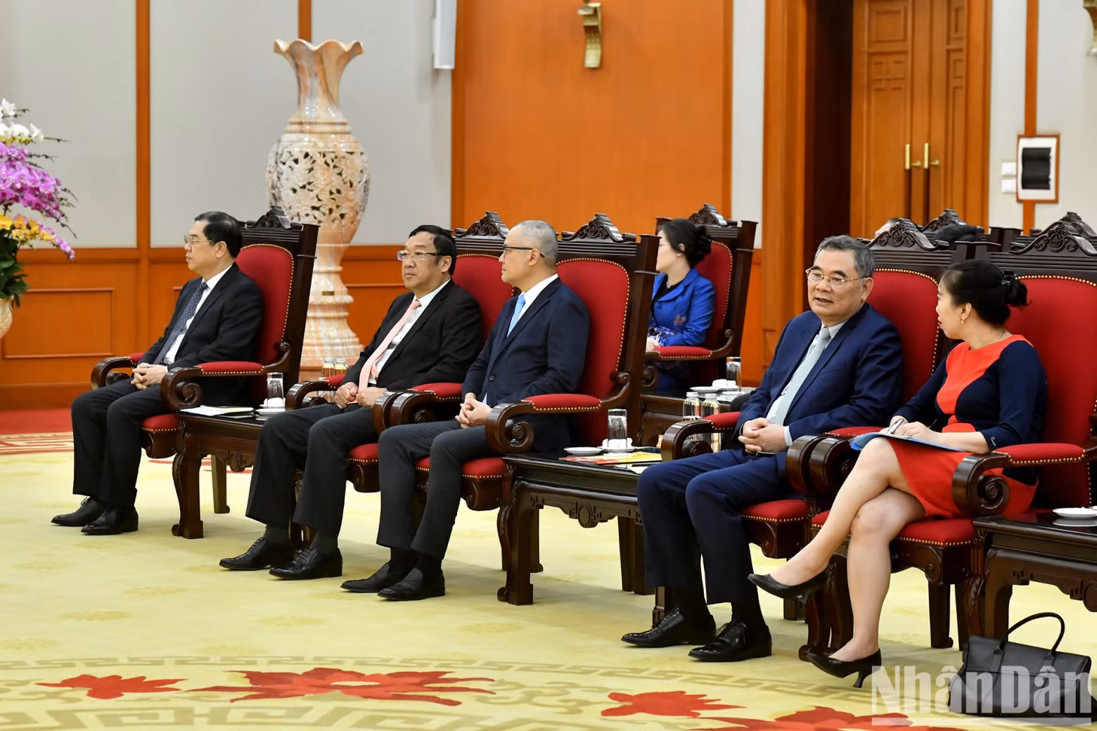 Vietnamese delegates attend the reception.
