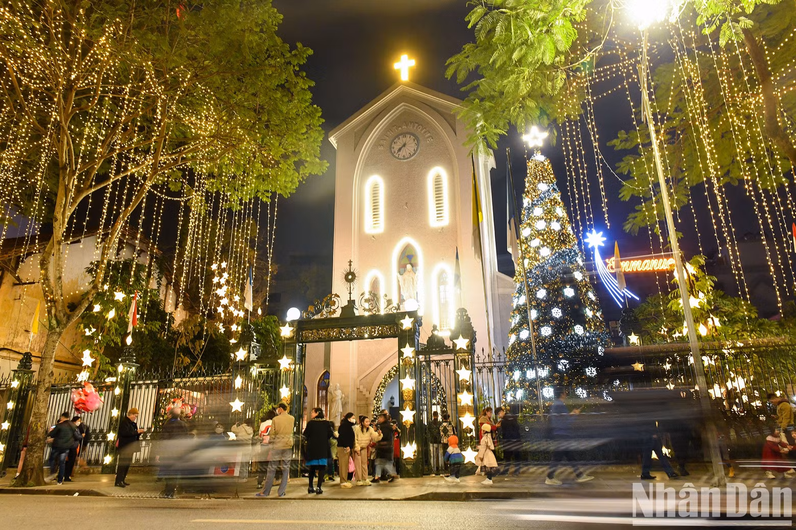 A church in Hanoi is embellished with light decorations. A church in Hanoi is embellished with light decorations.
