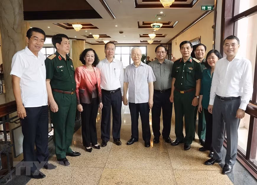 The meeting was attended by leaders of the Party and State, the Central Military Commission’s Standing Committee, Party-run agencies, and the Ministry of Defence.
