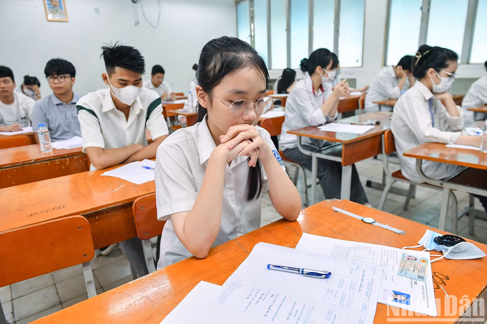 More than 1 million candidates completed the two-day National High School Graduation Exam.