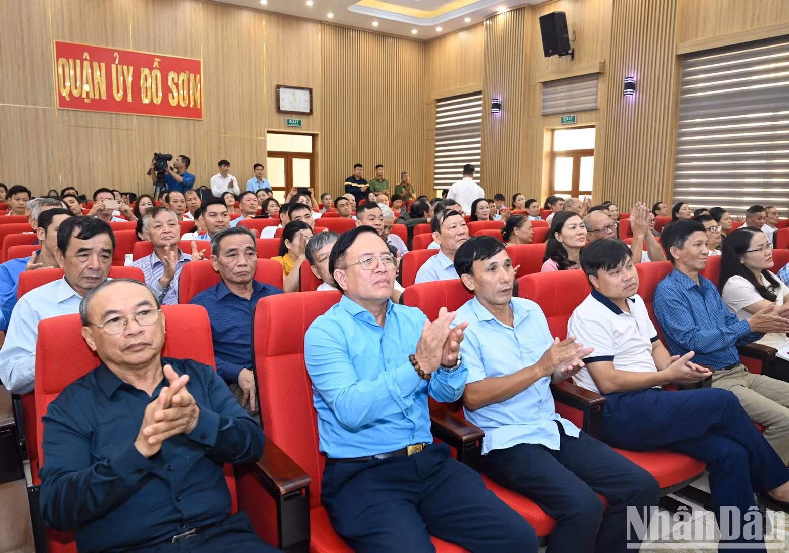 The meeting attracts the participation of many voters in Do Son district.