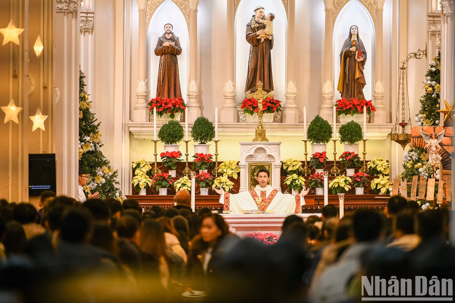 A celebration of Christmas mass at a church in Hanoi. A celebration of Christmas mass at a church in Hanoi.