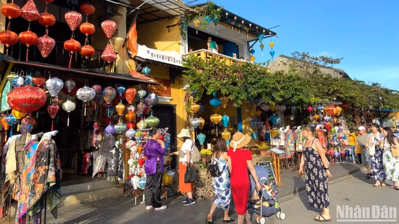 Hoi An is one of the most ancient and colourful cities in Vietnam. Hoi An is one of the most ancient and colourful cities in Vietnam.