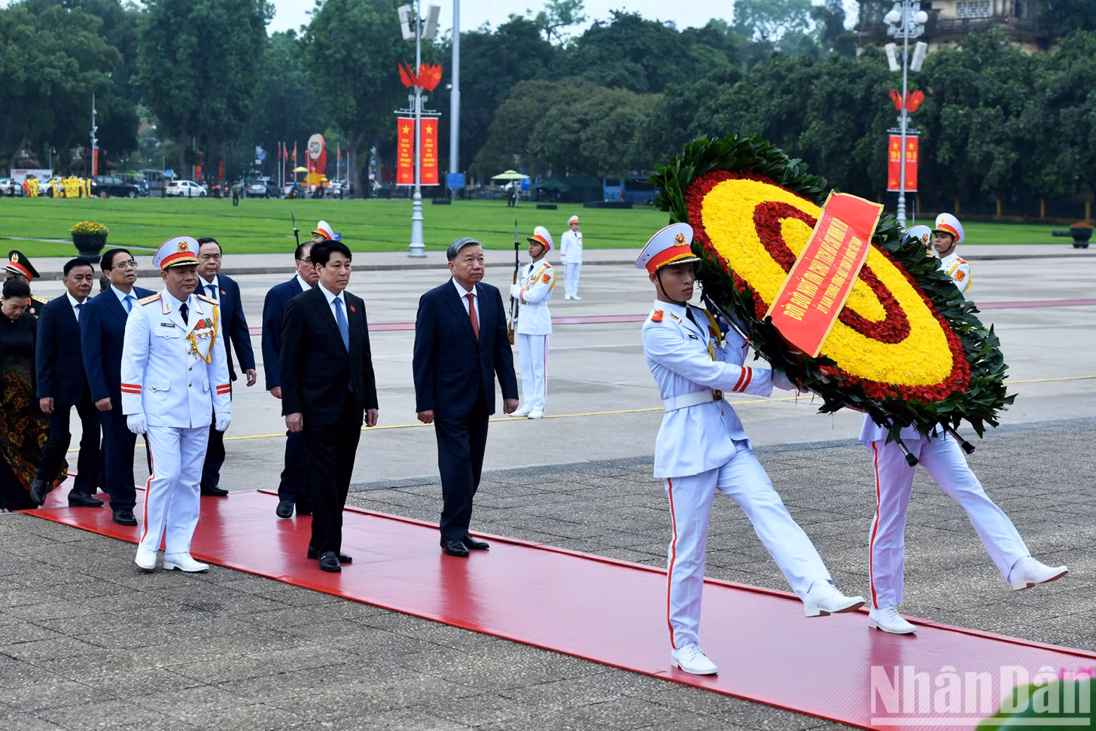 Party and State leaders enter the Mausoleum to pay their respects to President Ho Chi Minh.