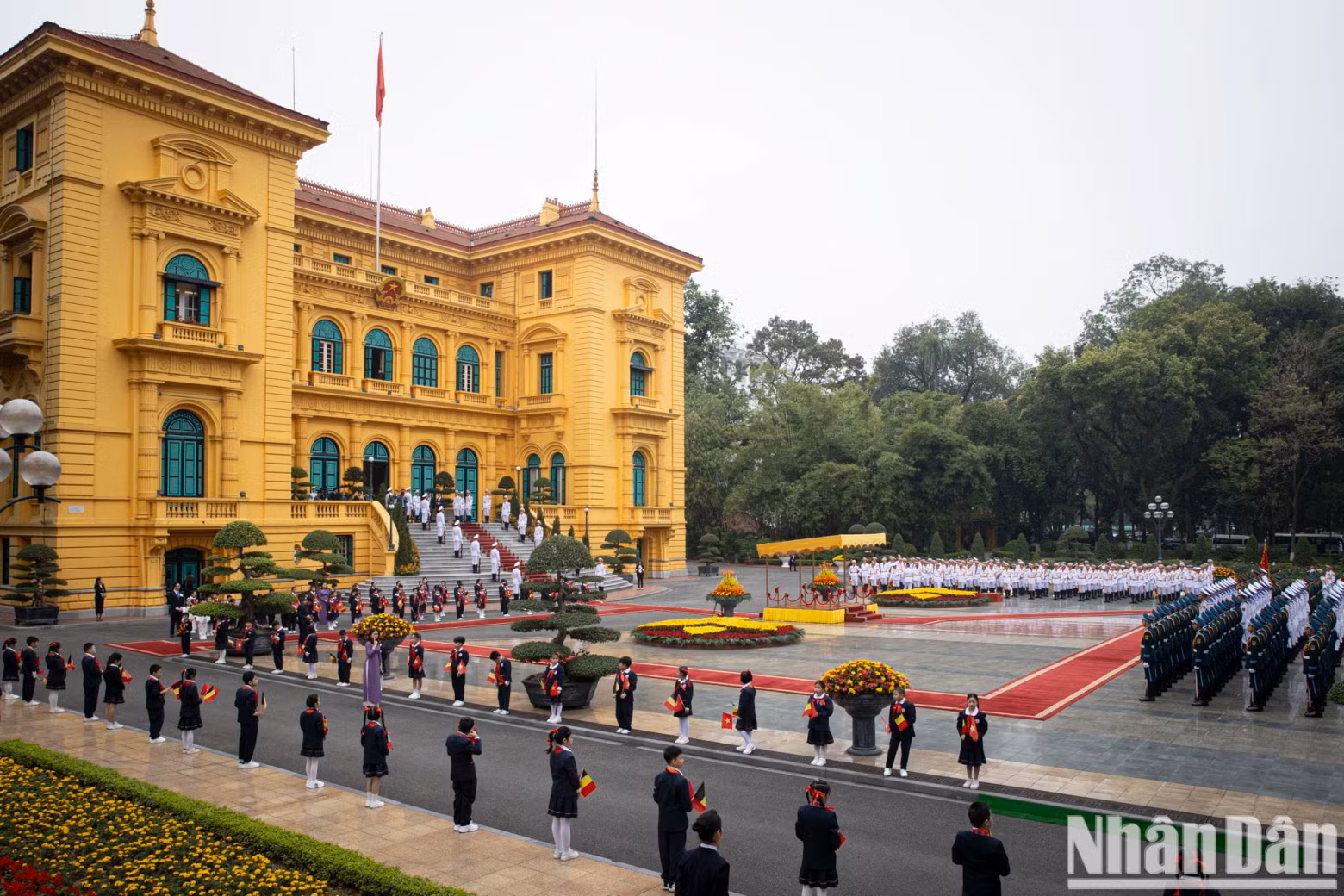 An overview of welcome ceremony. An overview of welcome ceremony.