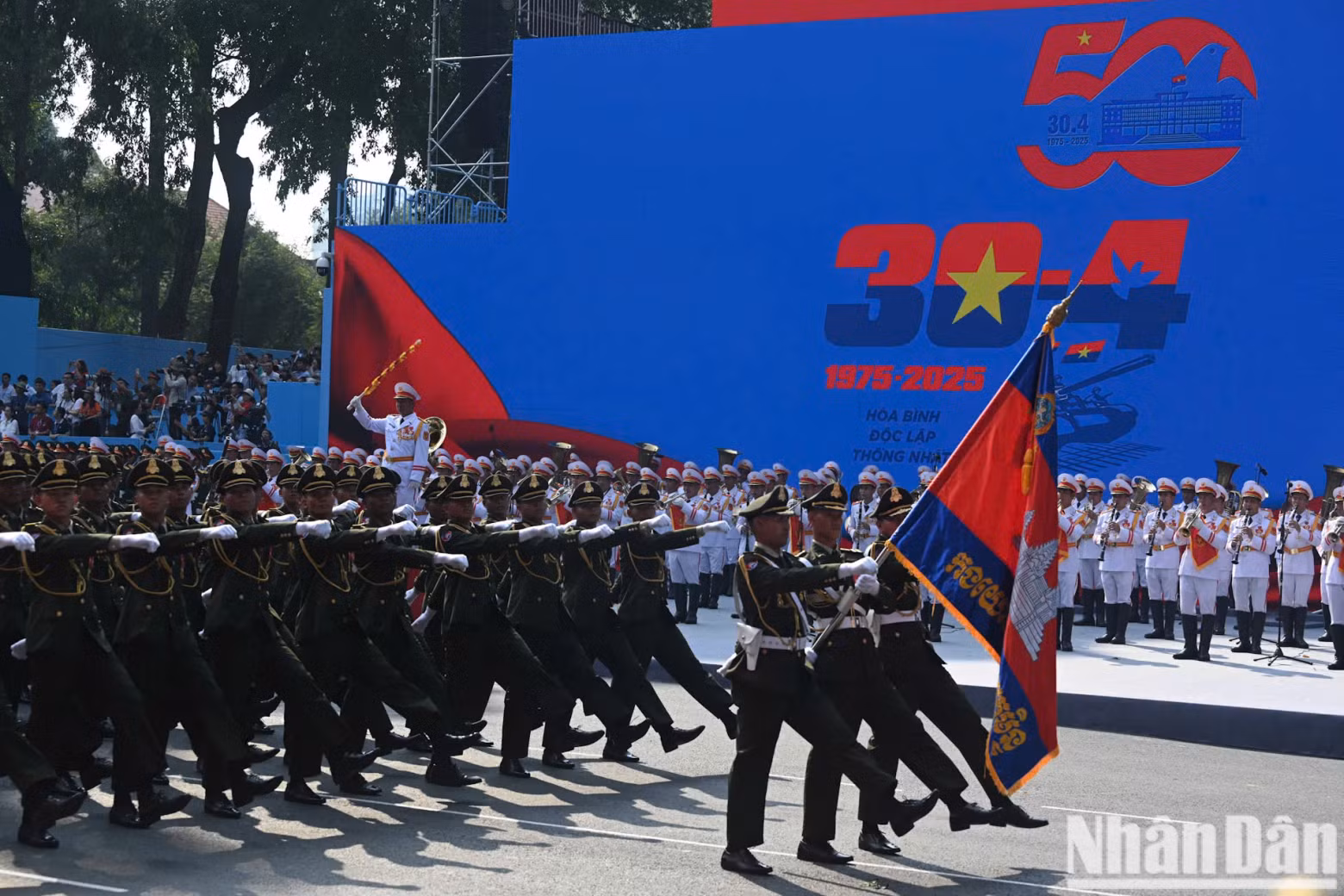 The Royal Cambodian Armed Forces marching in the procession.