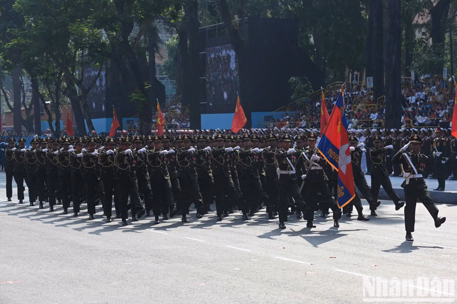 The Royal Cambodian Armed Forces marching in the procession.