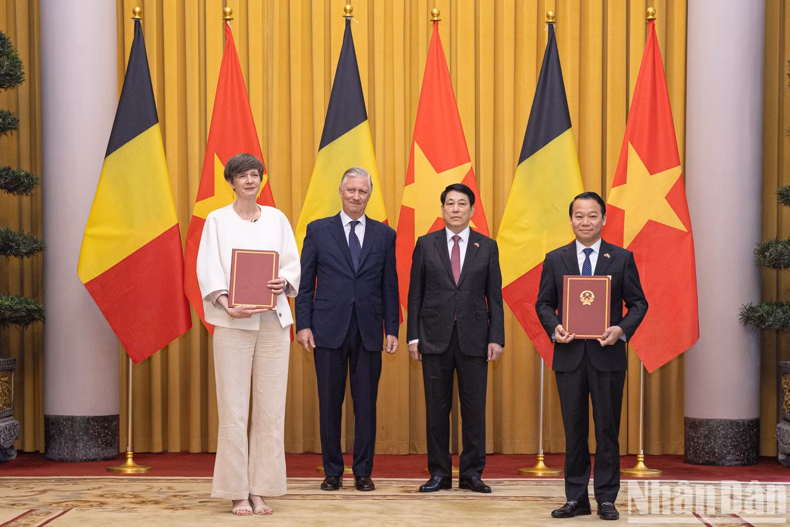 Memorandum of Understanding on cooperation between the Vietnamese Ministry of Agriculture and Environment’s Institute of Hydrometeorology and Climate Change and the Flemish Institute for Technological Research.