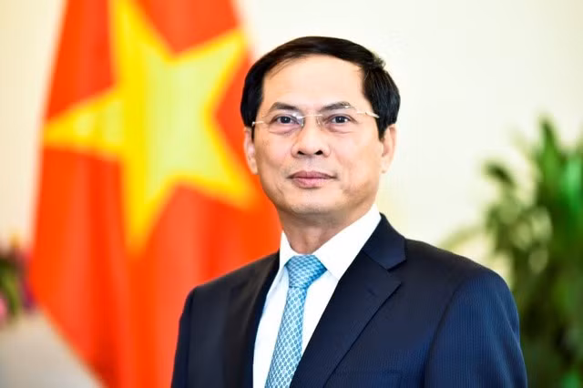 Deputy Prime Minister and Foreign Affairs Minister Bui Thanh Son Deputy Prime Minister and Foreign Affairs Minister Bui Thanh Son