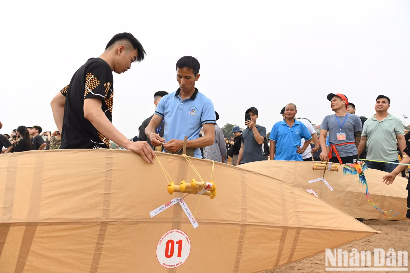 Dan Phuong District continues to develop the “Ba Duong Noi Kite Festival” as a representative cultural heritage deeply imbued with Vietnamese national identity.