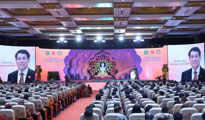 State President Luong Cuong speaks at the opening ceremony of the UN Day of Vesak Celebrations 2025 in Ho Chi Minh City on May 6. (Photo: VNA)