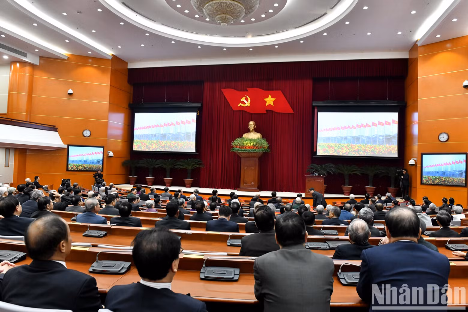 A view of the meeting