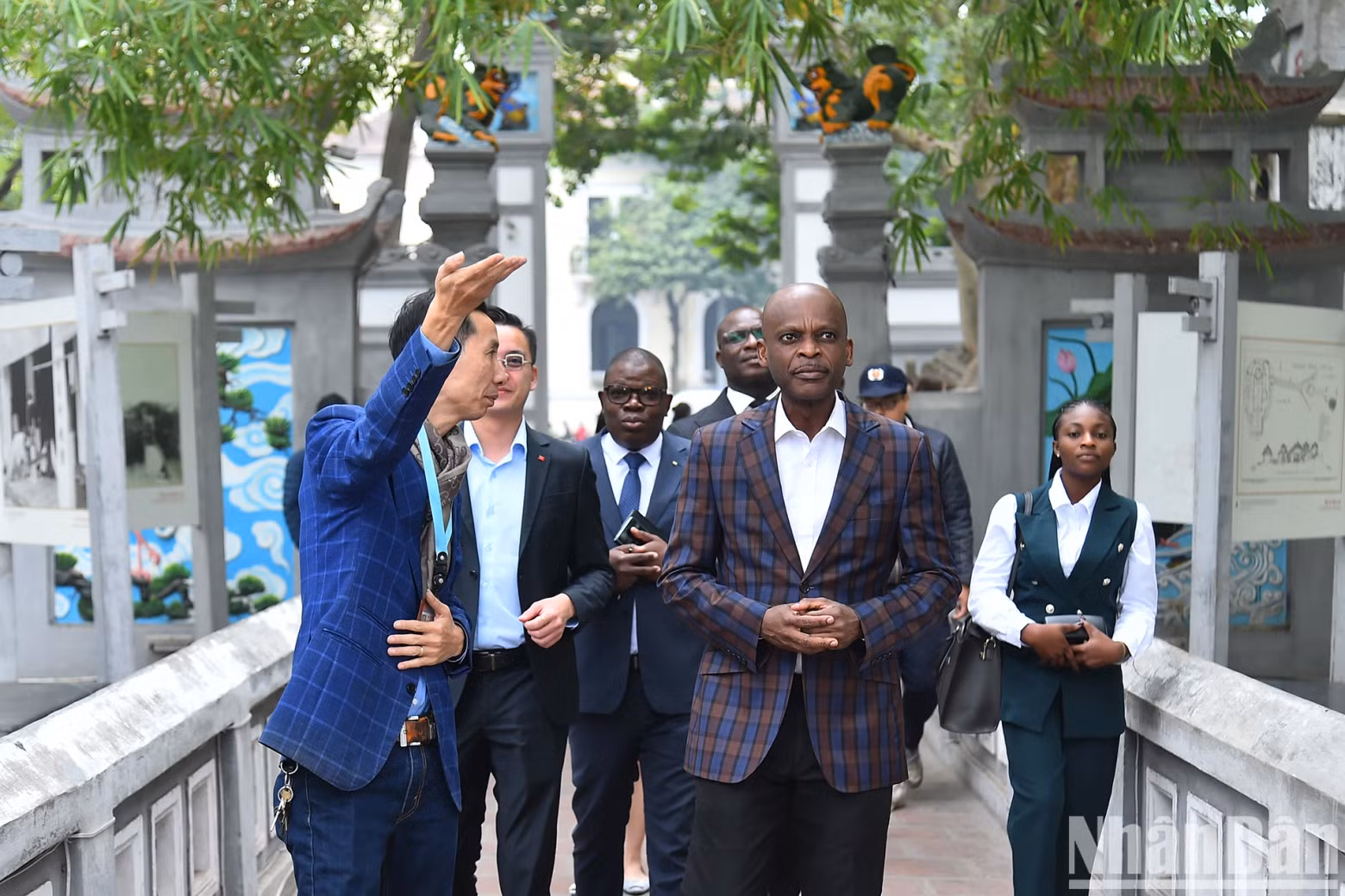 Togolese Foreign Minister Robert Dusse is on an official visit to Vietnam from January 7-10 at the invitation of Deputy Prime Minister and Minister of Foreign Affairs Bui Thanh Son.