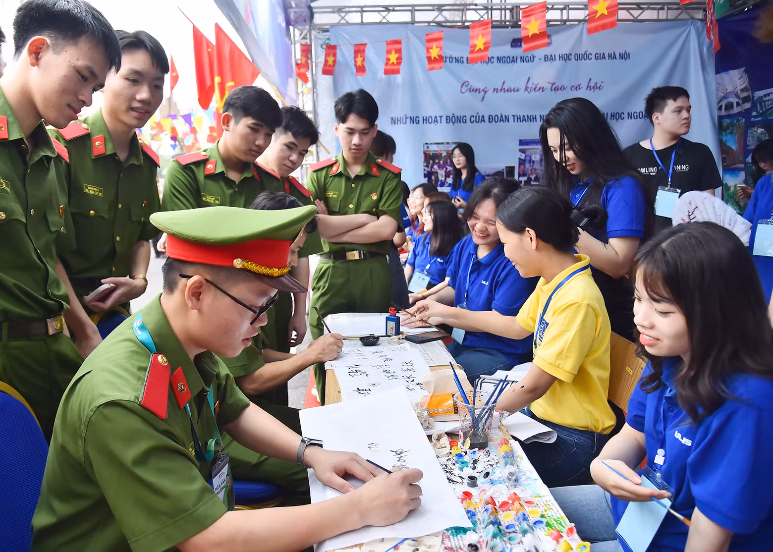 Within the framework of the camp, Youth Union members not only participate in a food fair but also other exciting activities.