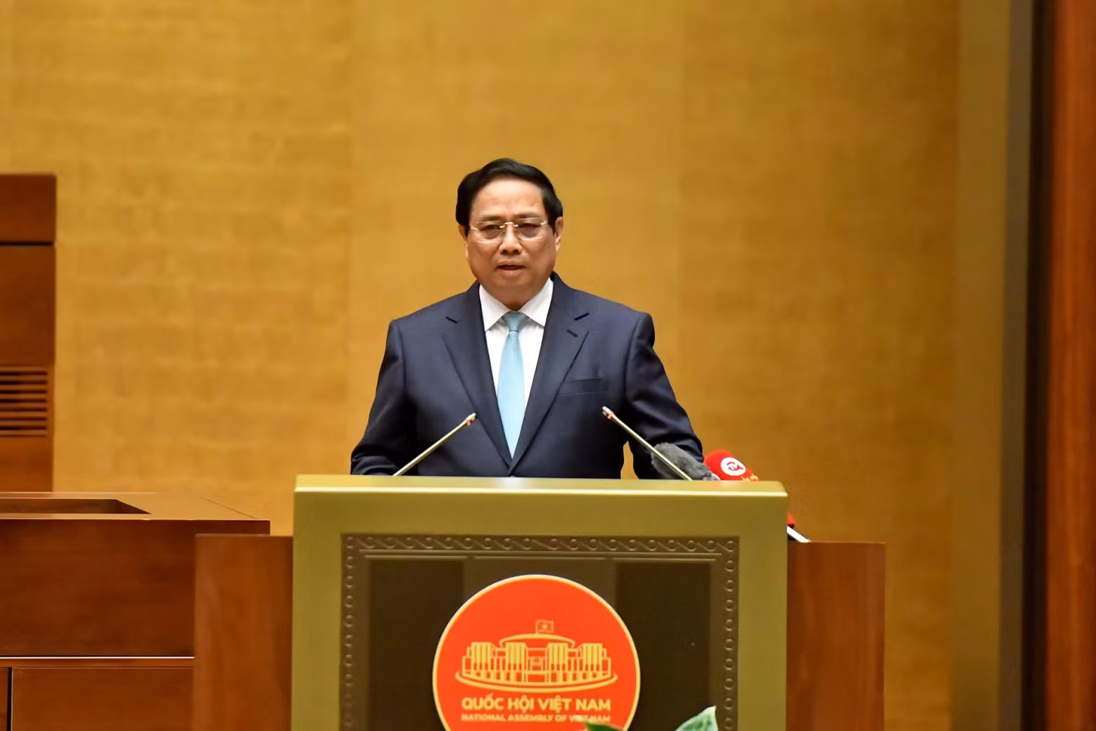Pham Minh Chinh, Politburo member, Prime Minister delivered the topic "Socio-economic situation for the first 11 months of 2024, measures to accelerate socio-economic development in 2025".