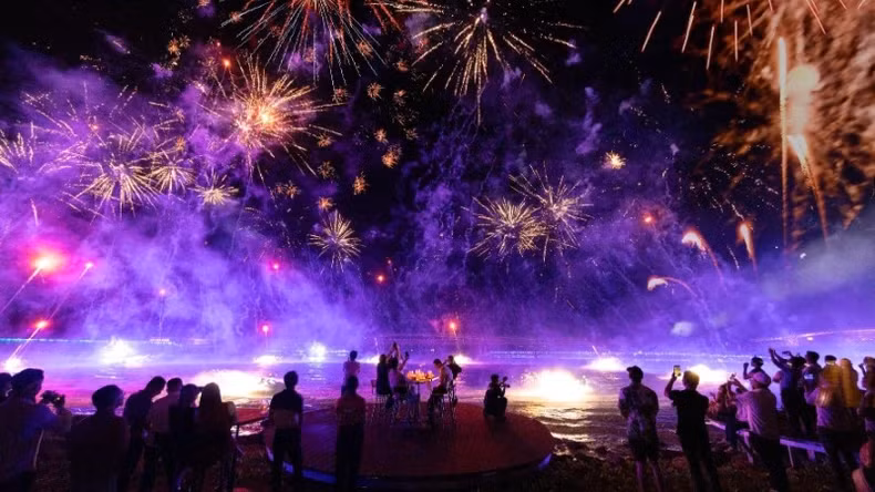 The Symphony of the Sea show, a dazzling display of colors, at Sunset Town.