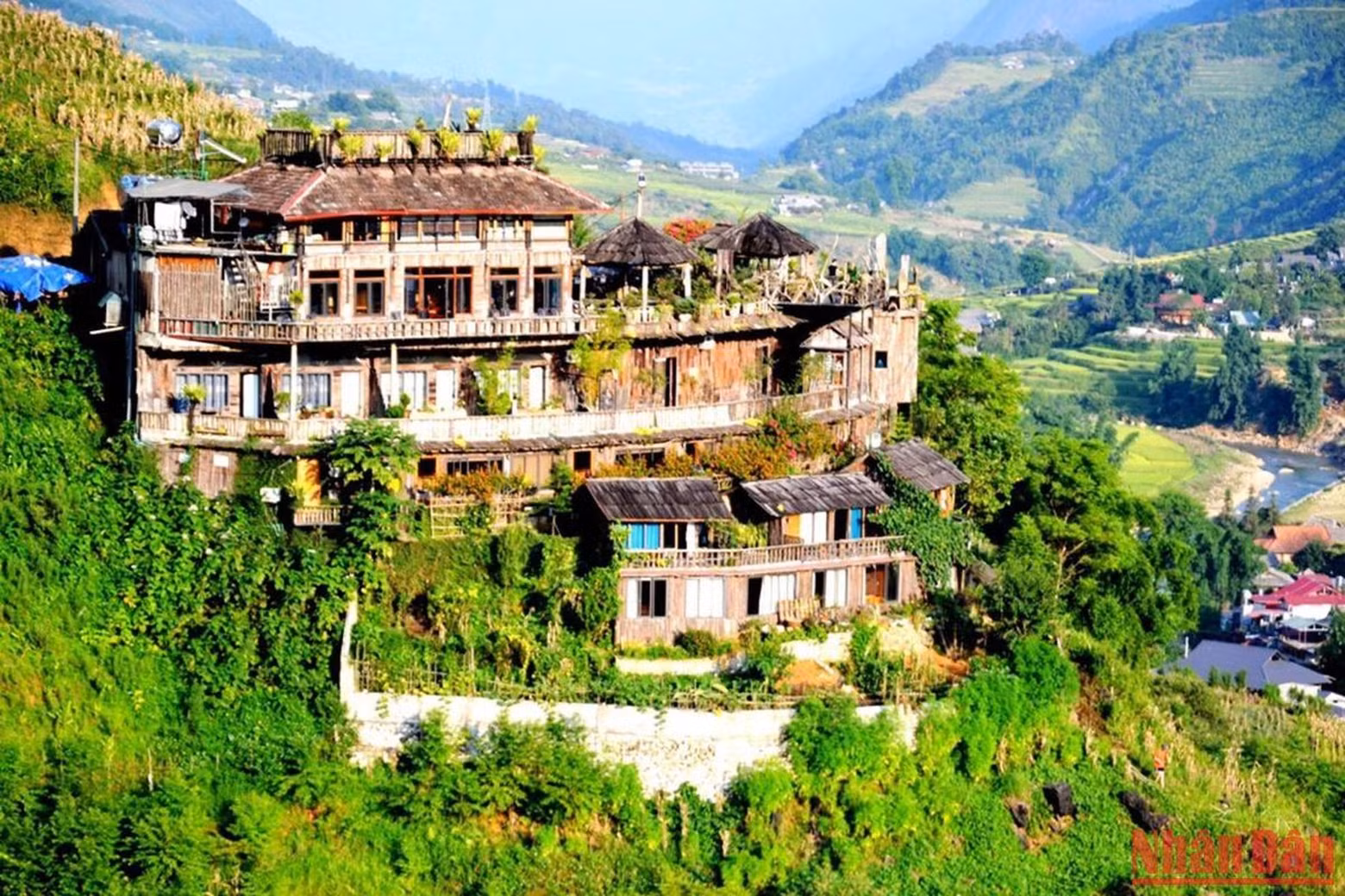 A favourite check-in destination for visitors to Sa Pa. A favourite check-in destination for visitors to Sa Pa.