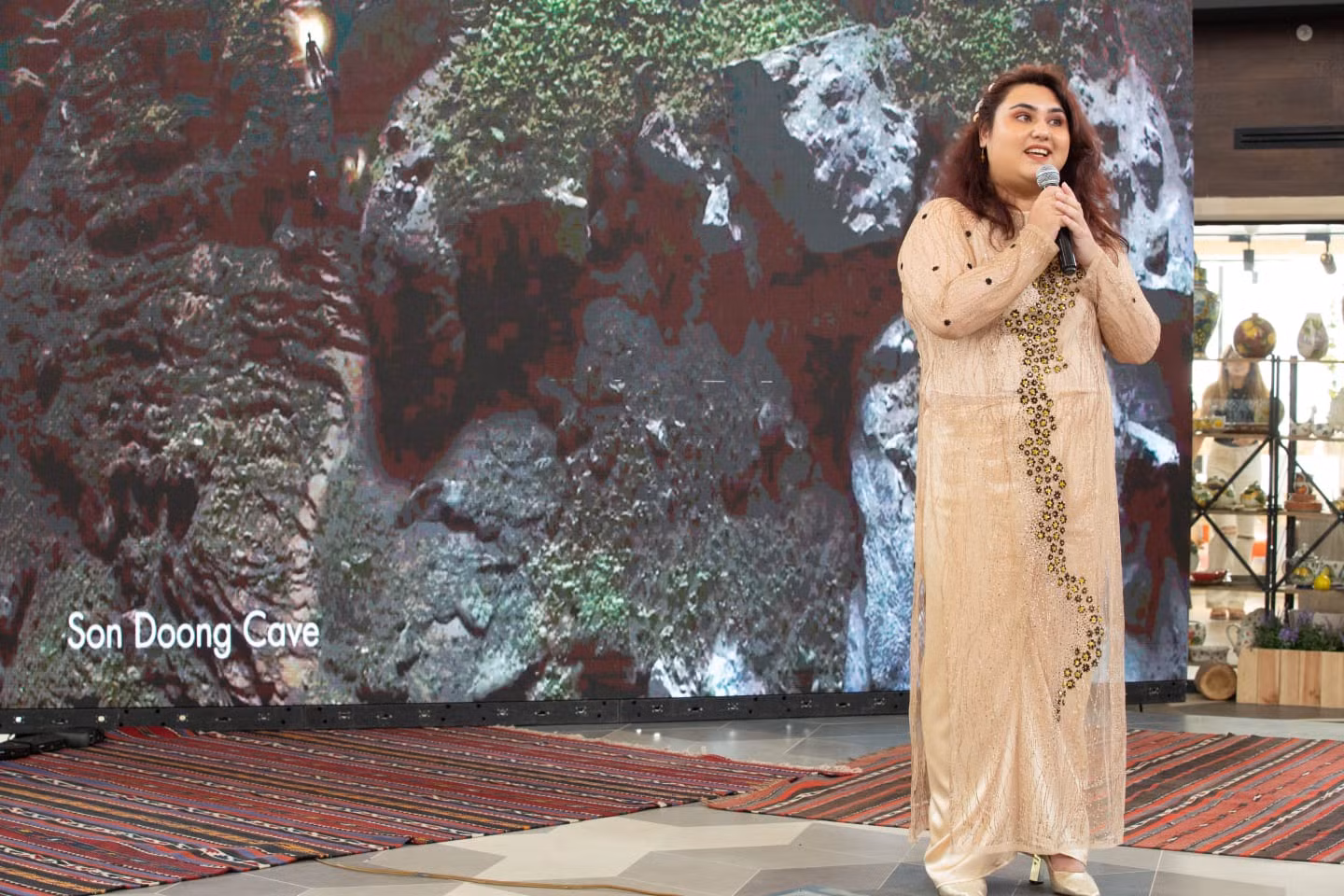 Azerbaijani-Vietnamese singer Sevinch Orujova