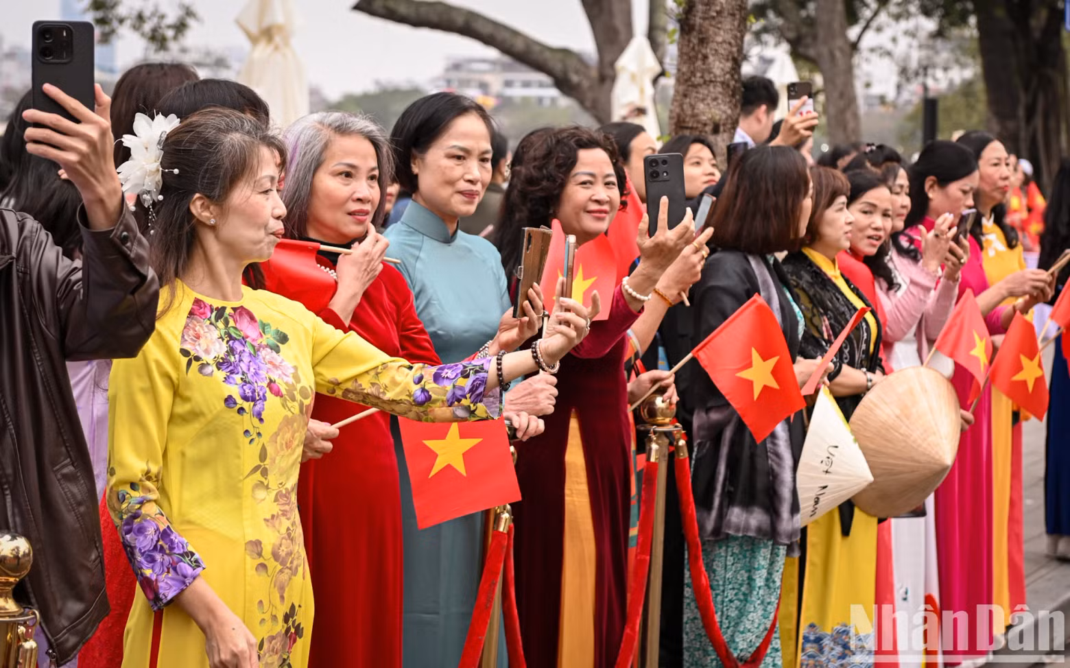 Residents in the capital enthusiastically responded to the event.