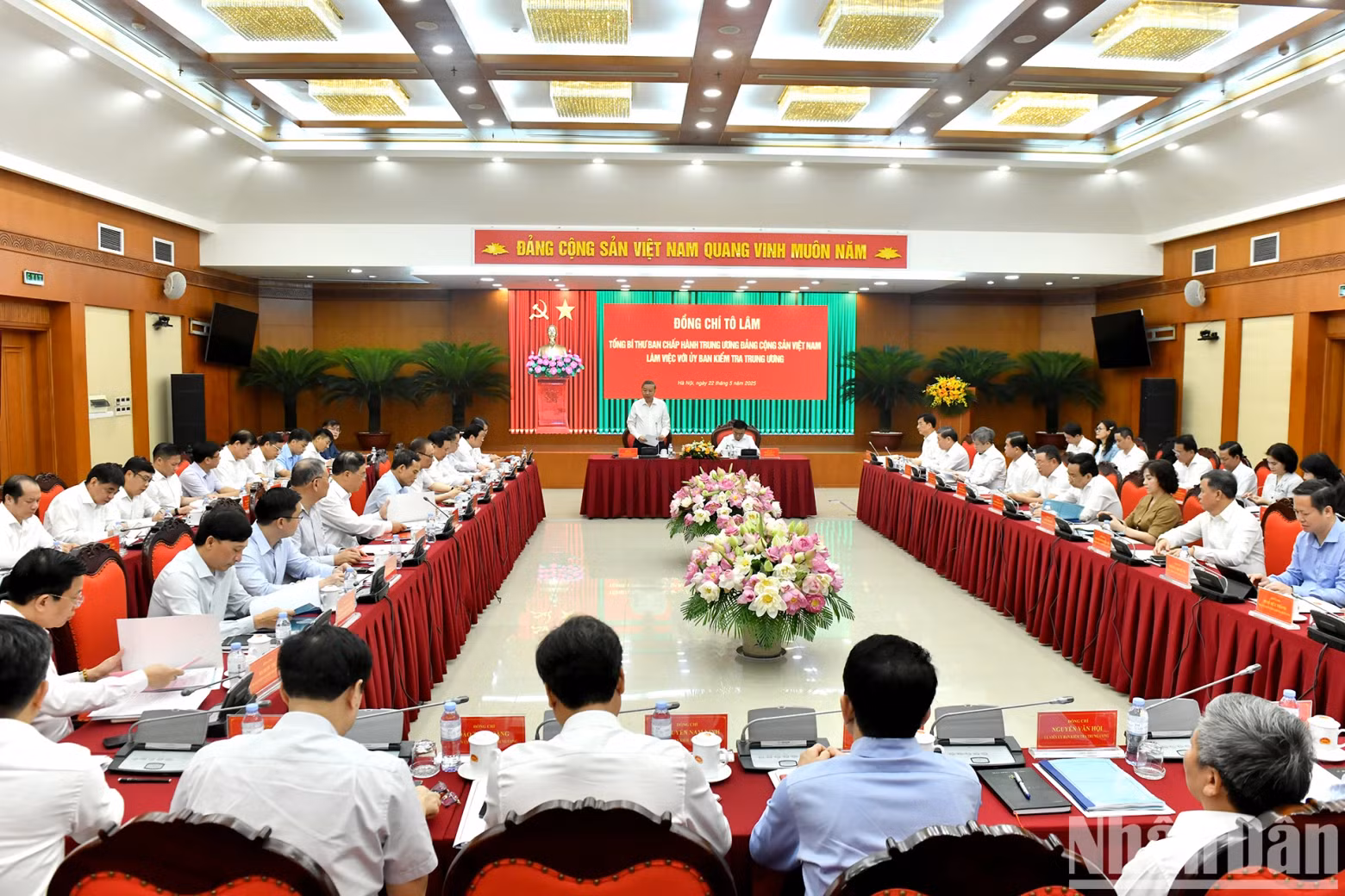In Pictures: Party chief works with Party Central Committee’s Inspection Commission ảnh 8