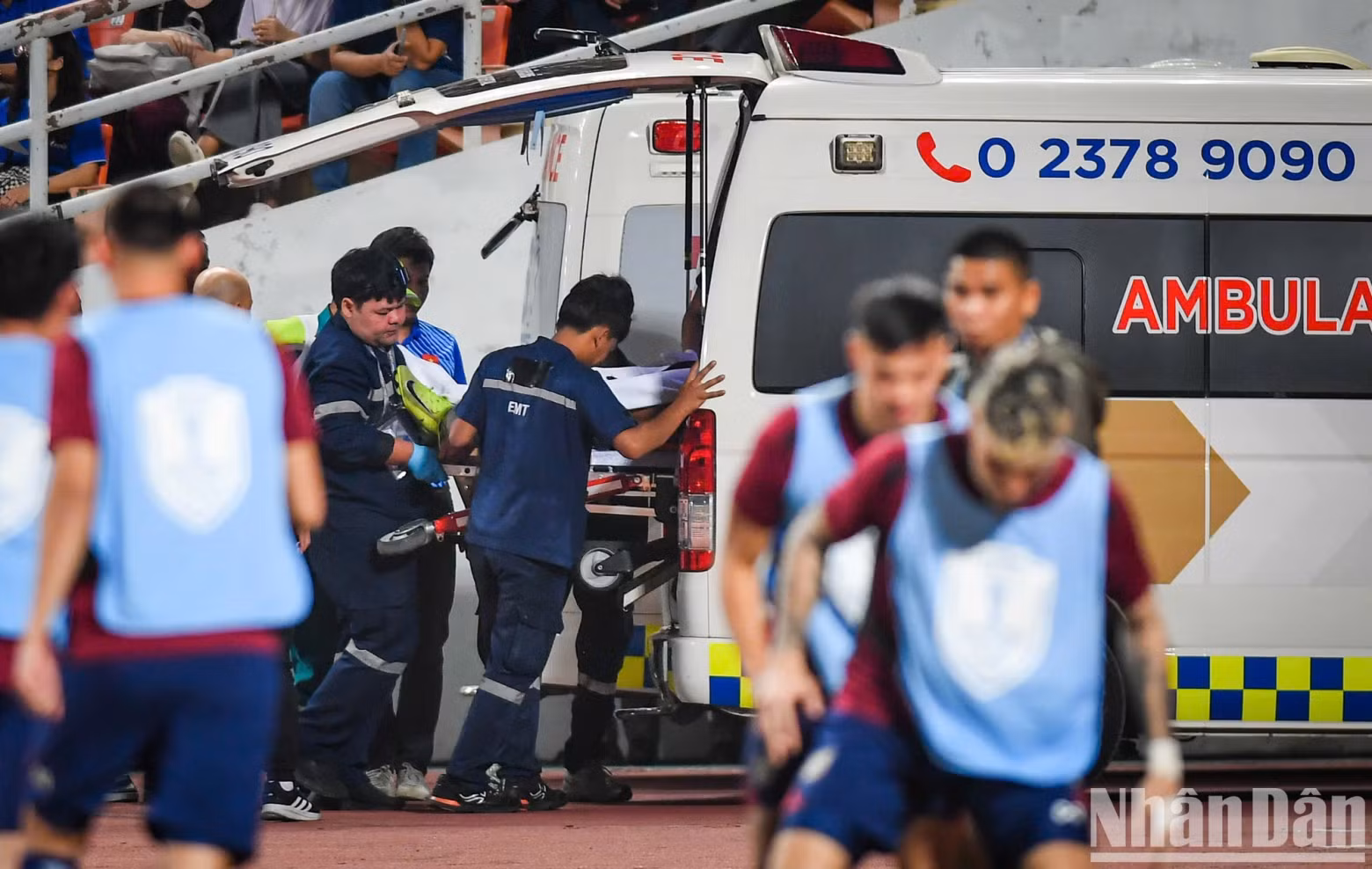 Xuan Son was taken to the hospital immediately afterwards.