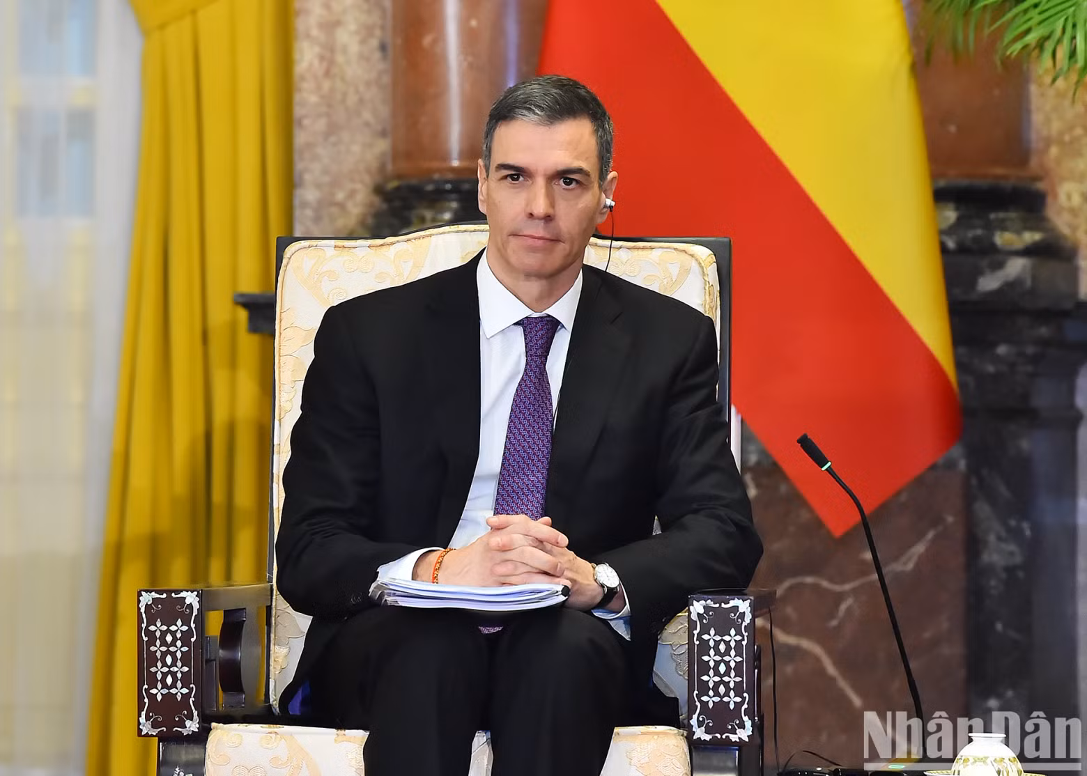 Spanish Prime Minister Pedro Sánchez speaks at the reception. Spanish Prime Minister Pedro Sánchez speaks at the reception.