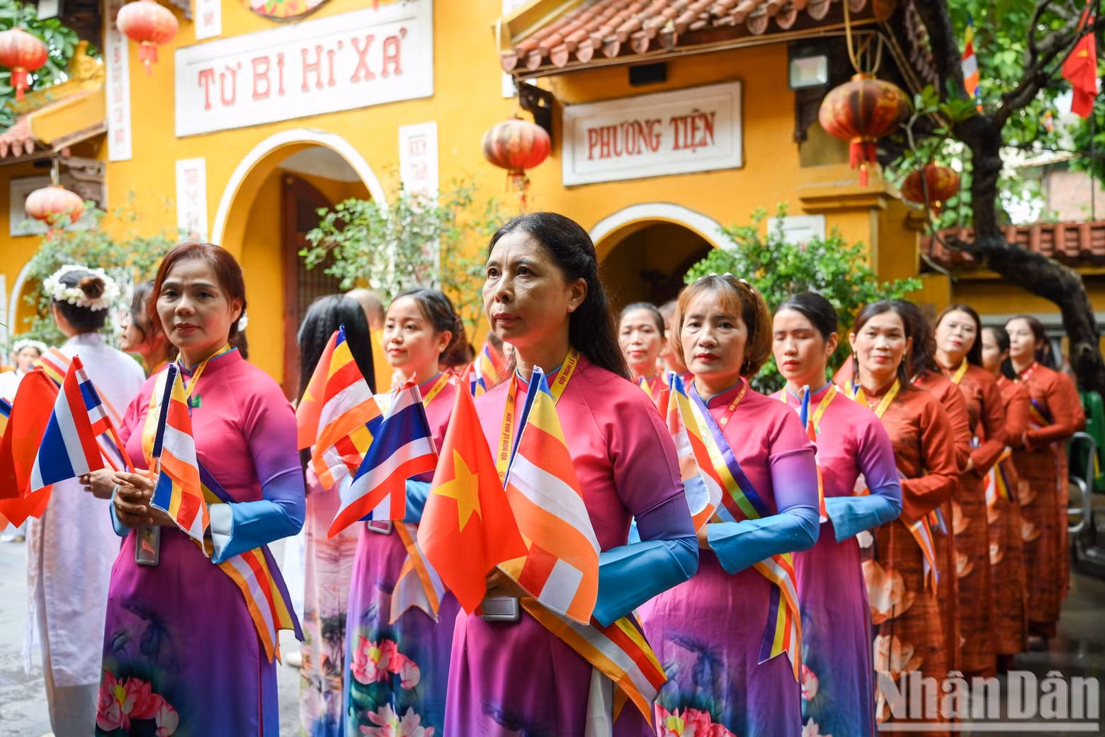 Vietnamese Buddhist followers attend the ceremony.