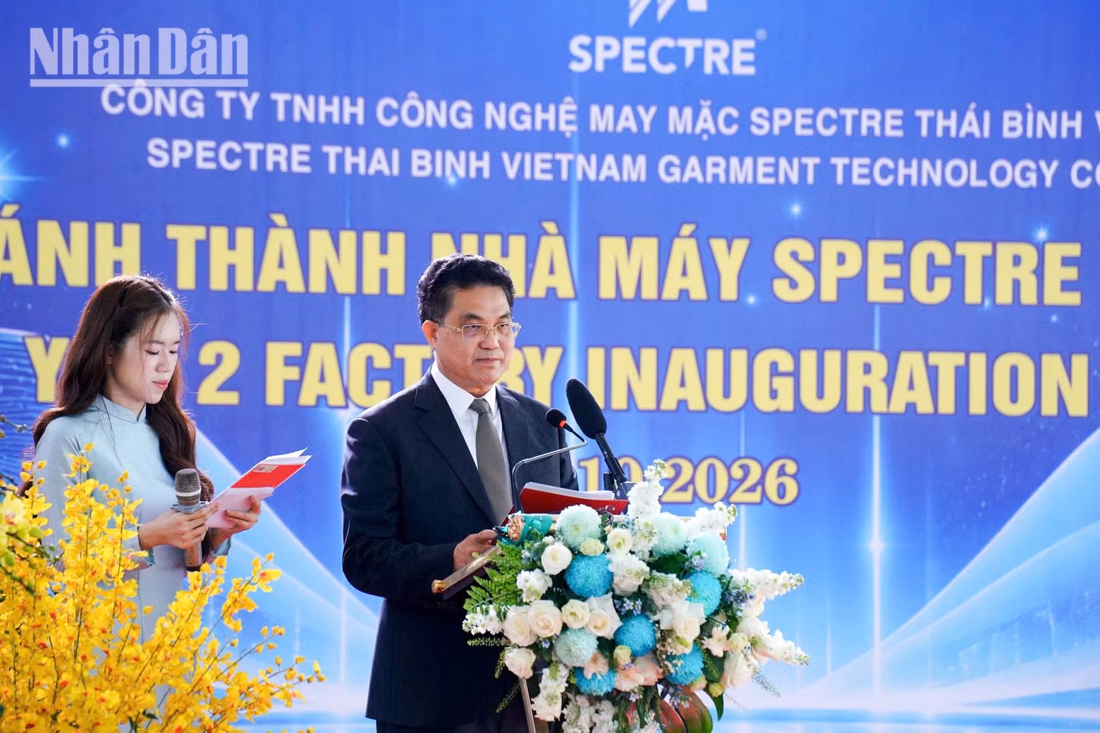 Le Quang Hoa, Vice Chairman of the Hung Yen Provincial People's Committee, pledges that the provincial authorities will continue providing favourable conditions in terms of policies, infrastructure, and human resources for European investors, including those from Denmark. (Photo: MINH DUY)