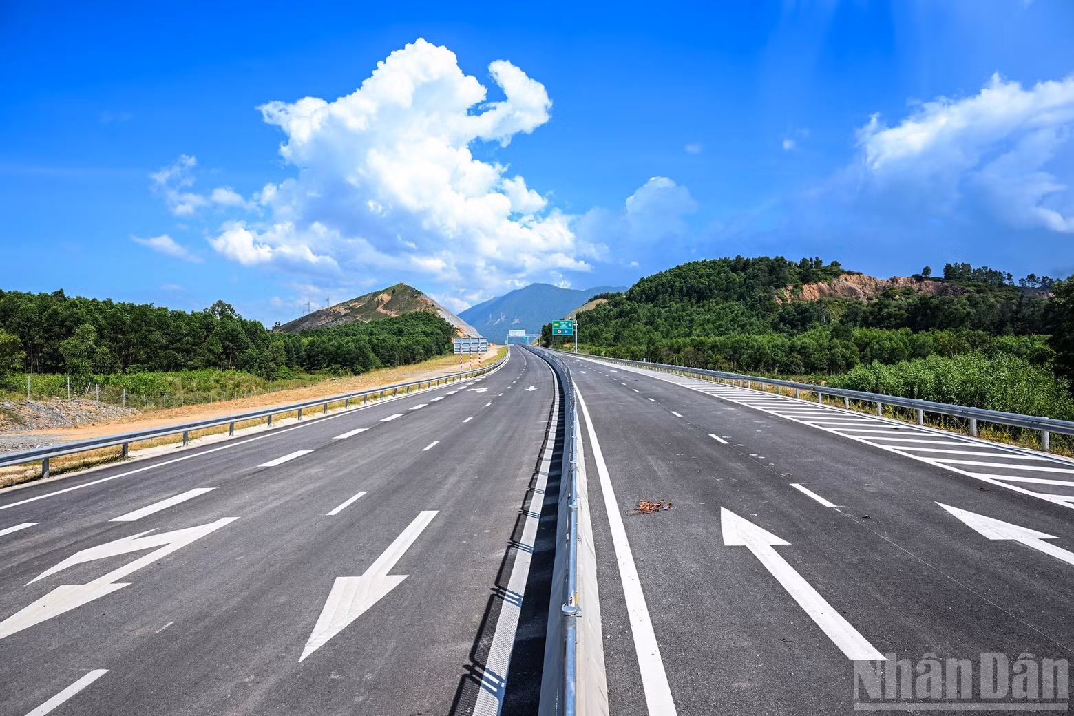 expressway3.jpg