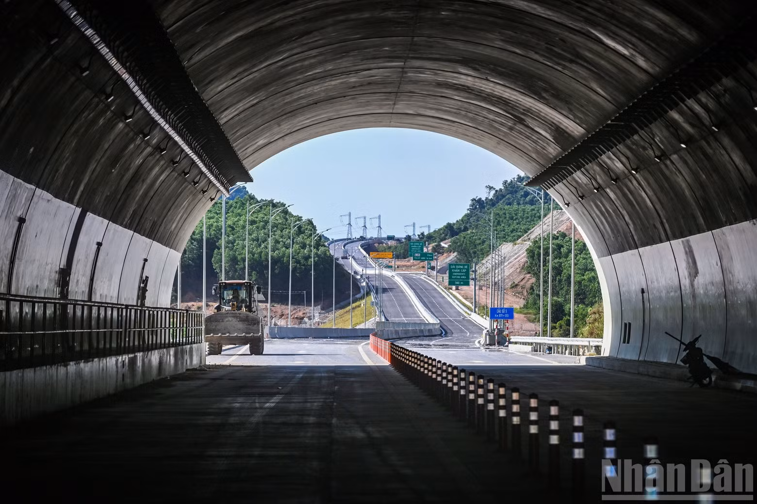 expressway11.jpg